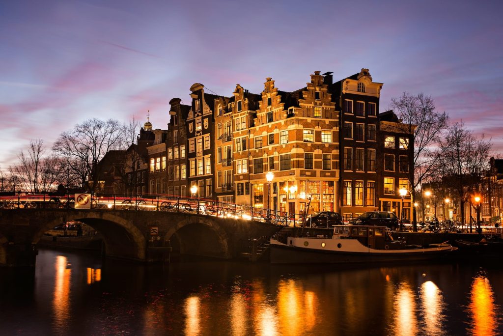 Amsterdam kanaal huis