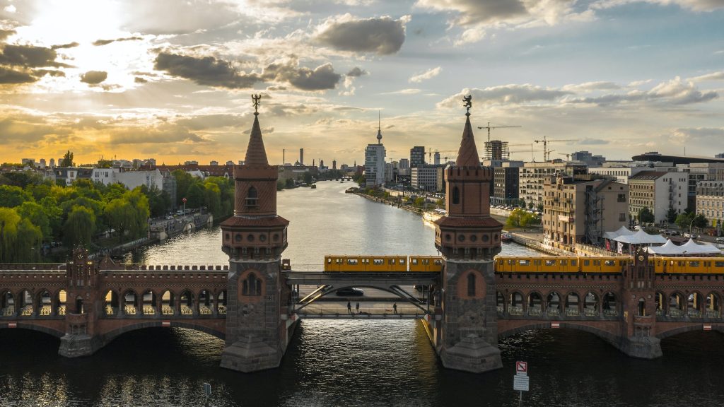 Oberbaum brug in Berlijn